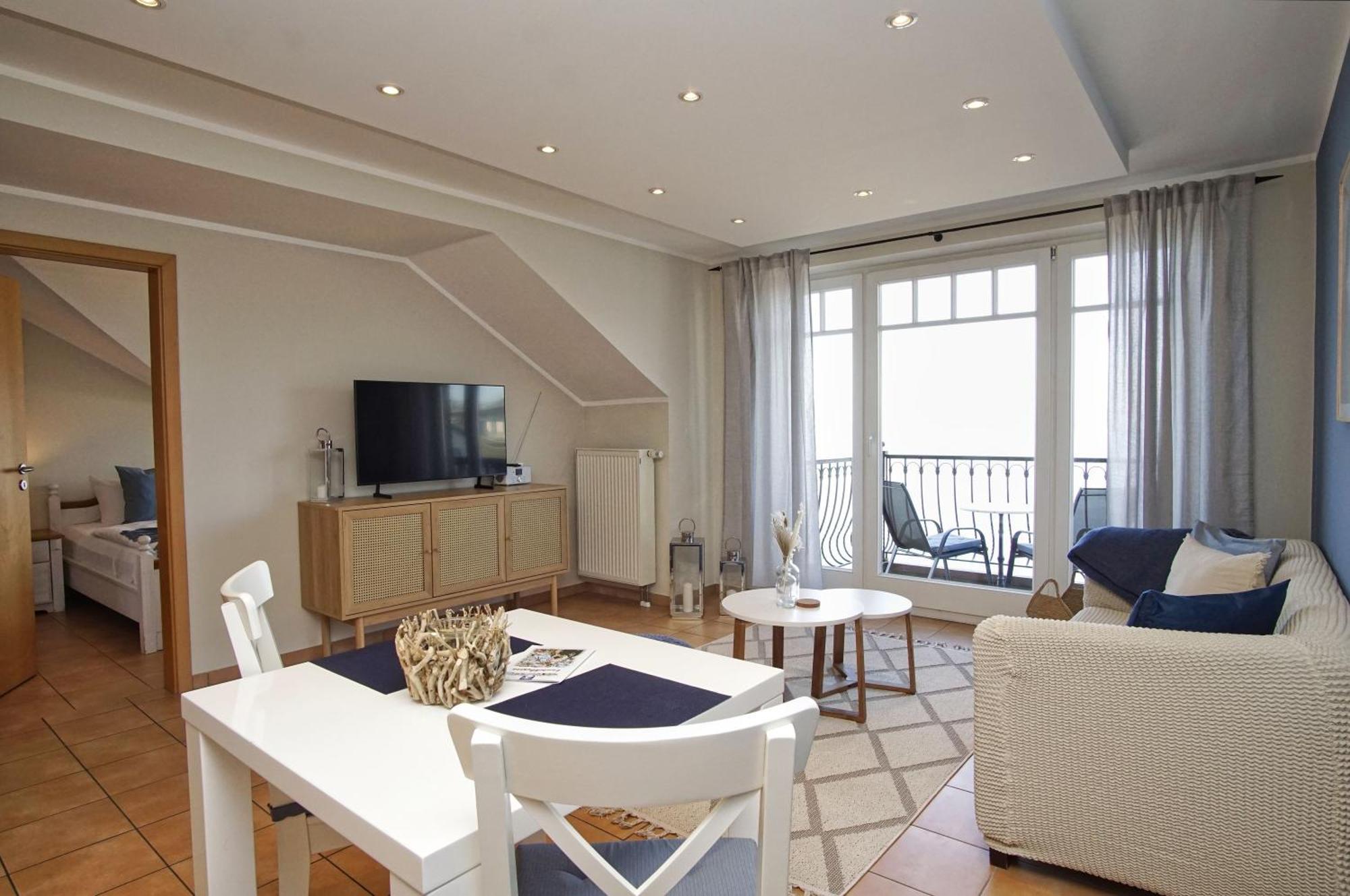 Ferienwohnung Mit Traumhaftem Meerblick - Haus Am Meer Fewo 10 Lohme Exterior photo